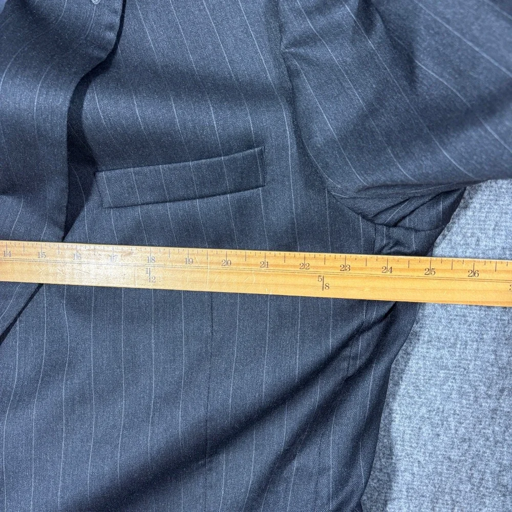 Jos. A. Bank Mens 48R Charcoal Pinstripe 100% Wool 2-Piece Suit Gordon 40X31